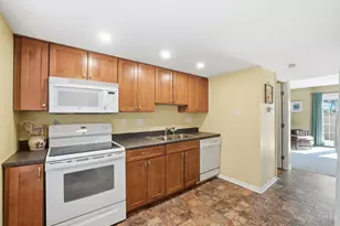 10850 Ponds Ln, Sycamore Township, OH 45242 - Photo 12