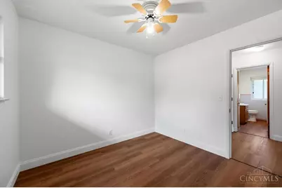 8997 Monsanto Drive, Springfield Township, OH 45231 - Photo 28