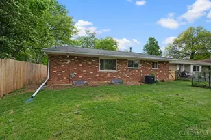 8997 Monsanto Dr, Springfield Township, OH 45231 - Photo 44