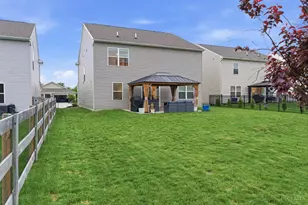 5049 Lakeview Dr, Hamilton Township, OH 45152 - Photo 6
