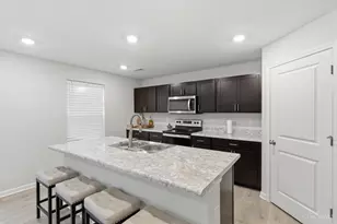 5049 Lakeview Dr, Hamilton Township, OH 45152 - Photo 12