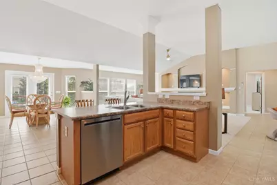 7257 Julies Cove, West Chester, OH 45069 - Photo 20