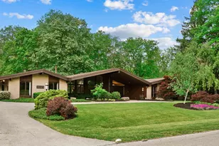 11025 Embassy Dr, Forest Park, OH 45240 - Photo 2
