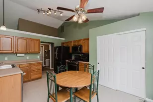 4492 Longmeadow Ln, Beavercreek, OH 45430 - Photo 16