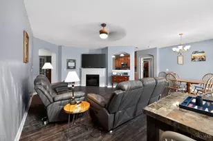 7615 Skyview Cir, Green Township, OH 45248 - Photo 6