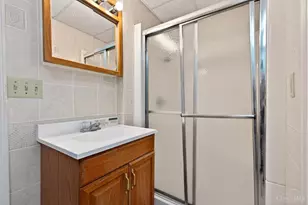 9946 Greenriver Dr, Cincinnati, OH 45231 - Photo 24