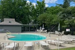9 Falling Brook Ln, Blue Ash, OH 45241 - Photo 24