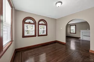 2725 Orland Ave, Cincinnati, OH 45211 - Photo 8