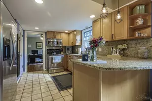 328 Circlewood Ln, Wyoming, OH 45215 - Photo 16