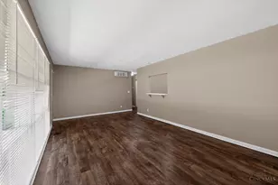8796 Balboa Dr, Springfield Township, OH 45231 - Photo 12