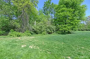 1056 Crisfield Dr, Union Township, OH 45245 - Photo 42