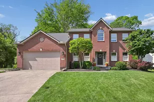 6879 Crown Pointe Dr, Liberty Township, OH 45011 - Photo 2