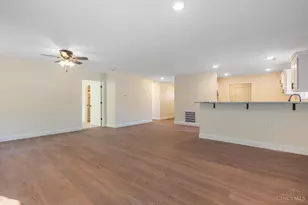 137 Pebble Crk Dr, Eaton, OH 45320 - Photo 4