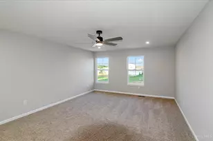 5519 Charismatic Ct, Hamilton Township, OH 45152 - Photo 16