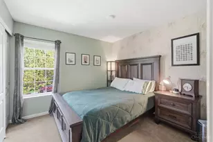 422 Wyndham Dr, Hamilton Township, OH 45039 - Photo 14