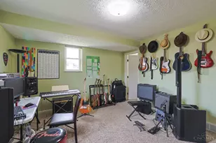 1285 Elizabeth Dr, Hamilton, OH 45013 - Photo 22