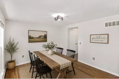 6067 Weber Oaks Drive, Miami Township, OH 45140 - Photo 2
