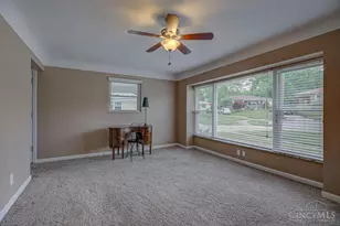 5714 Juliemarie Ct, Green Township, OH 45239 - Photo 8