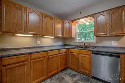 5714 Juliemarie Court, Cincinnati, OH 45239 - Photo 12