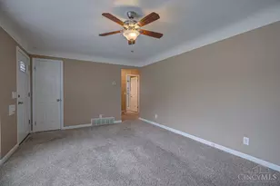 5714 Juliemarie Ct, Green Township, OH 45239 - Photo 6
