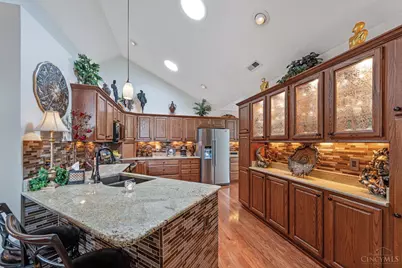 1434 Cotswold Lane, Hamilton, OH 45013 - Photo 2