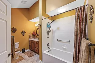 1434 Cotswold Ln, Hamilton, OH 45013 - Photo 18
