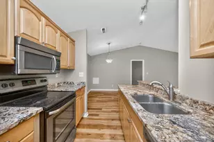 5986 Meadow Creek Dr, Miami Township, OH 45150 - Photo 10