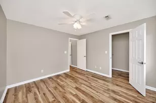 5986 Meadow Creek Dr, Miami Township, OH 45150 - Photo 12