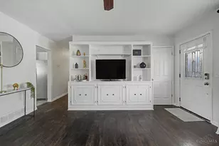 3368 Glenmont Ln, Green Township, OH 45248 - Photo 8