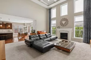 6867 Roberts Park Dr, Deerfield Township, OH 45040 - Photo 4