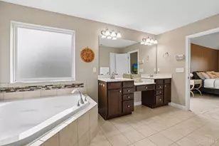 6867 Roberts Park Dr, Deerfield Township, OH 45040 - Photo 24