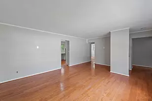 10643 Morning Glory Ln, Springfield Township, OH 45240 - Photo 4