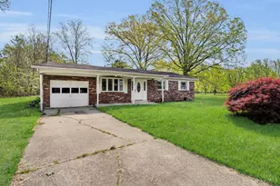 4488 Glenwillow Dr, Union Township, OH 45103 - Photo 4
