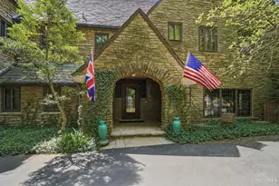 4 Grandin Ln, Cincinnati, OH 45208 - Photo 4