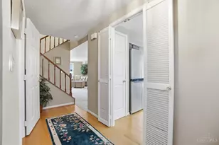 10857 Lake Thames Dr, Sycamore Township, OH 45242 - Photo 2