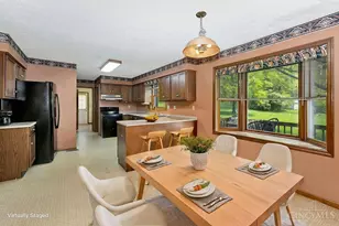 6895 Driftwood Ln, West Chester, OH 45241 - Photo 12