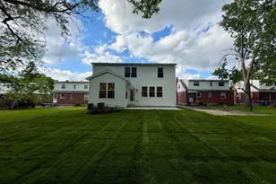 7807 Dee St, Madeira, OH 45243 - Photo 2