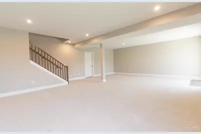 6977 Carlinridge Lane, Green Township, OH 45248 - Photo 32