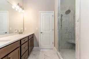 6977 Carlinridge Ln, Green Township, OH 45248 - Photo 22