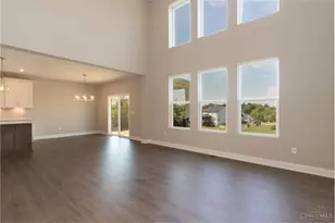 6977 Carlinridge Ln, Green Township, OH 45248 - Photo 8