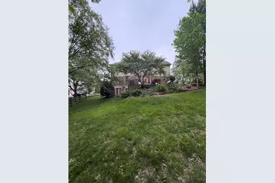 1038 Westchester Way, Union Township, OH 45244 - Photo 4
