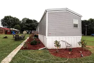 11515 Dundee Dr, Paint Township, OH 45133 - Photo 12