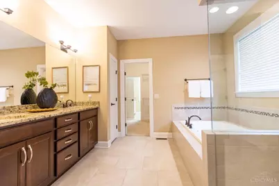 7953 Huntersknoll Court, Montgomery, OH 45242 - Photo 20