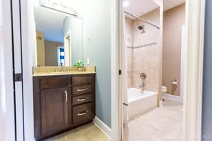 7953 Huntersknoll Ct, Montgomery, OH 45242 - Photo 34
