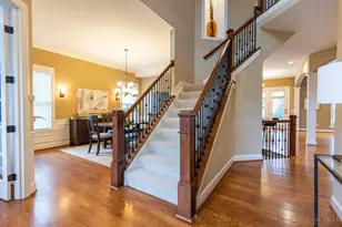 7953 Huntersknoll Ct, Montgomery, OH 45242 - Photo 2