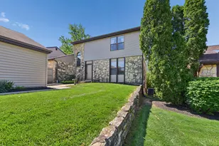 5271 Pros Dr, West Chester, OH 45069 - Photo 2