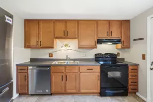 3507 W Galbraith Rd, Cincinnati, OH 45239 - Photo 16