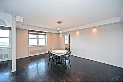 2444 Madison Road #1410, Cincinnati, OH 45208 - Photo 6