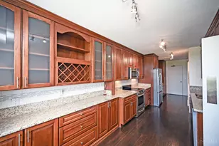 2444 Madison Rd, Cincinnati, OH 45208 - Photo 10