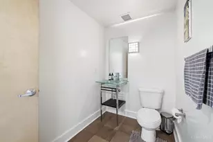 353 W 4th St, Cincinnati, OH 45202 - Photo 18